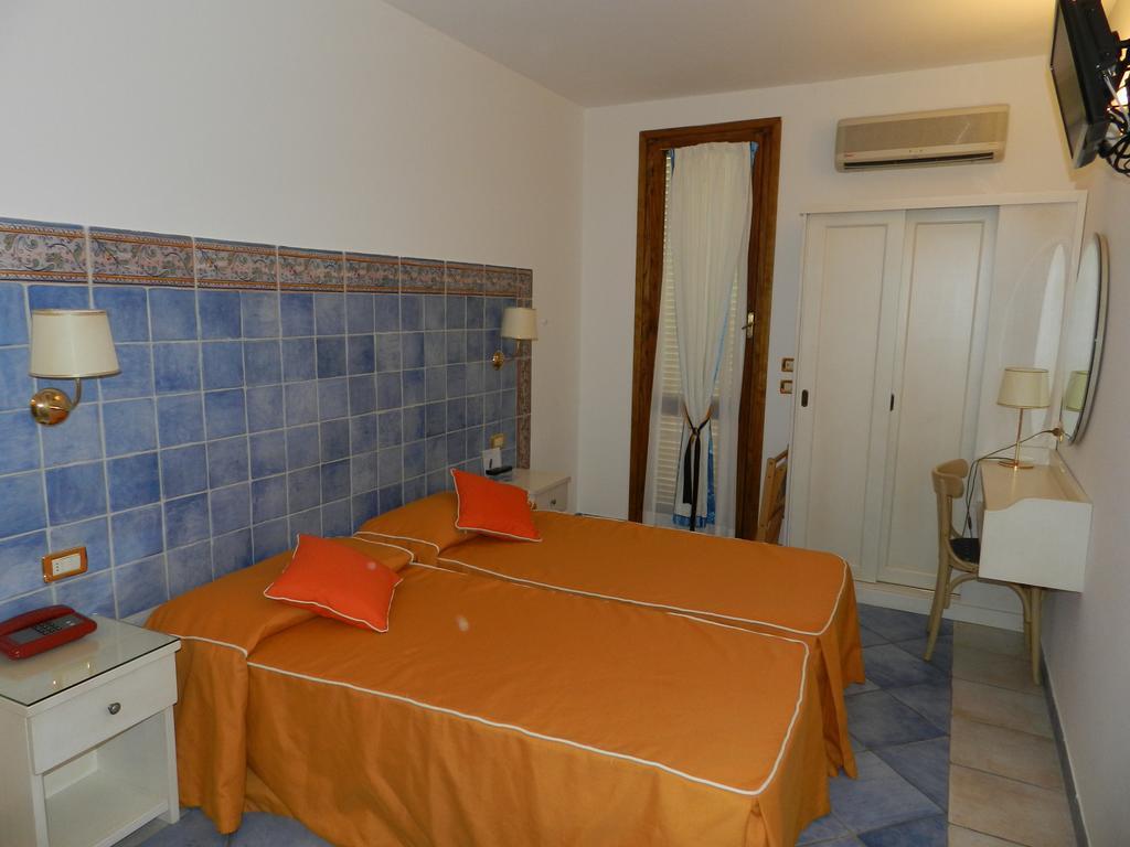 Hotel Punta Mesco Monterosso al Mare Szoba fotó